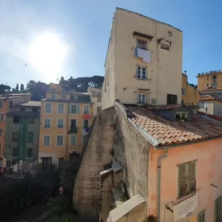 Appartement En Plein Coeur Du Vieux *