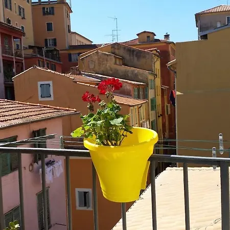 Appartement En Plein Coeur Du Vieux *